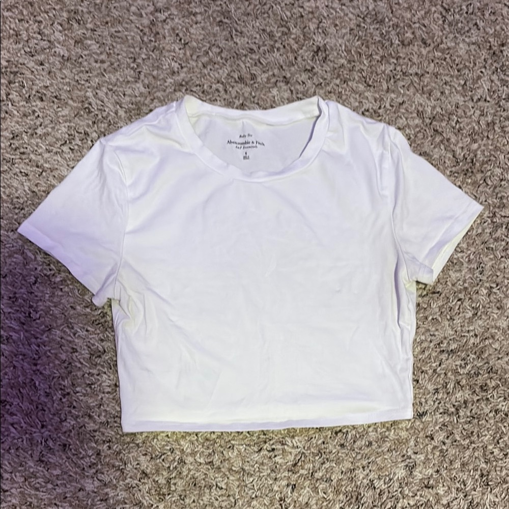 Abercrombie & Fitch White Short Sleeve Tee
